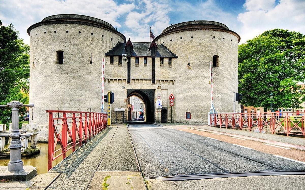 La Kruispoort, à Bruges.